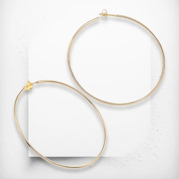 Women's Y2K Style Large Hoop Earrings,18K Gold, Light Weight - Picture 1 of 7